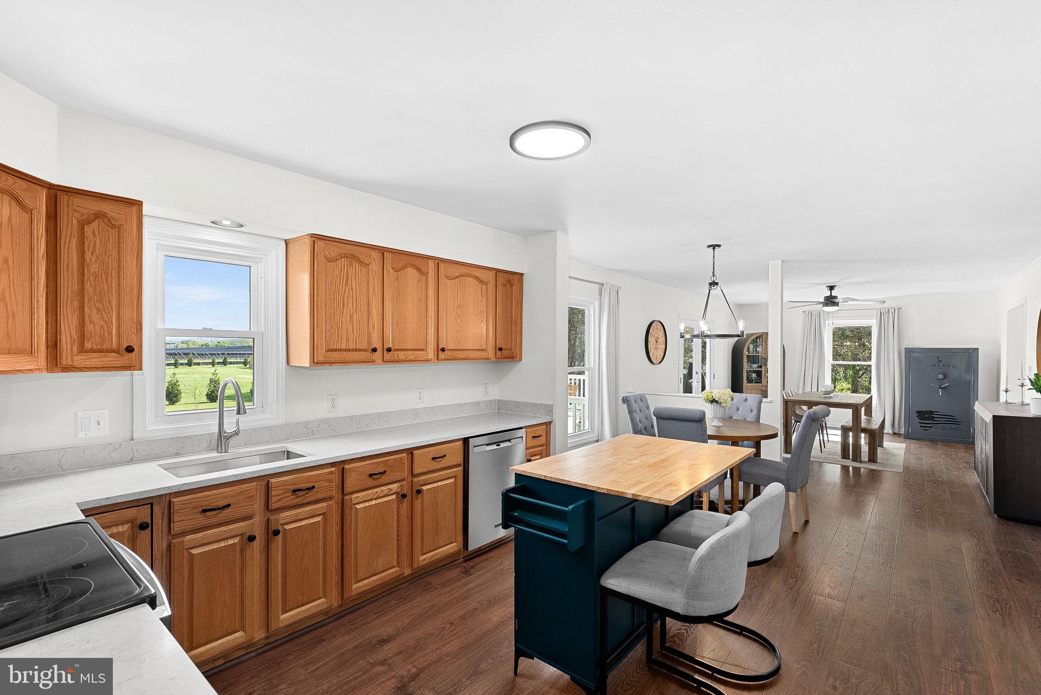 FAIRVIEW PLACE - Residential