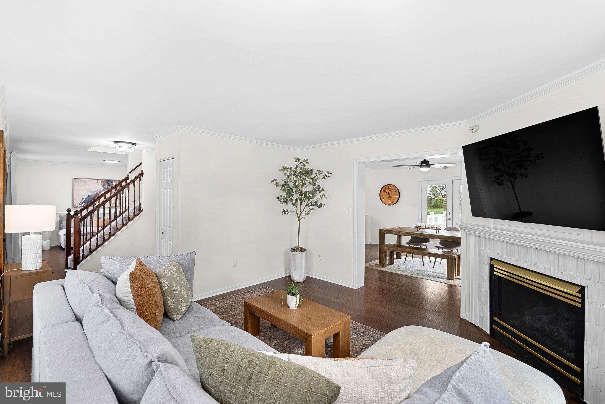 FAIRVIEW PLACE - Residential