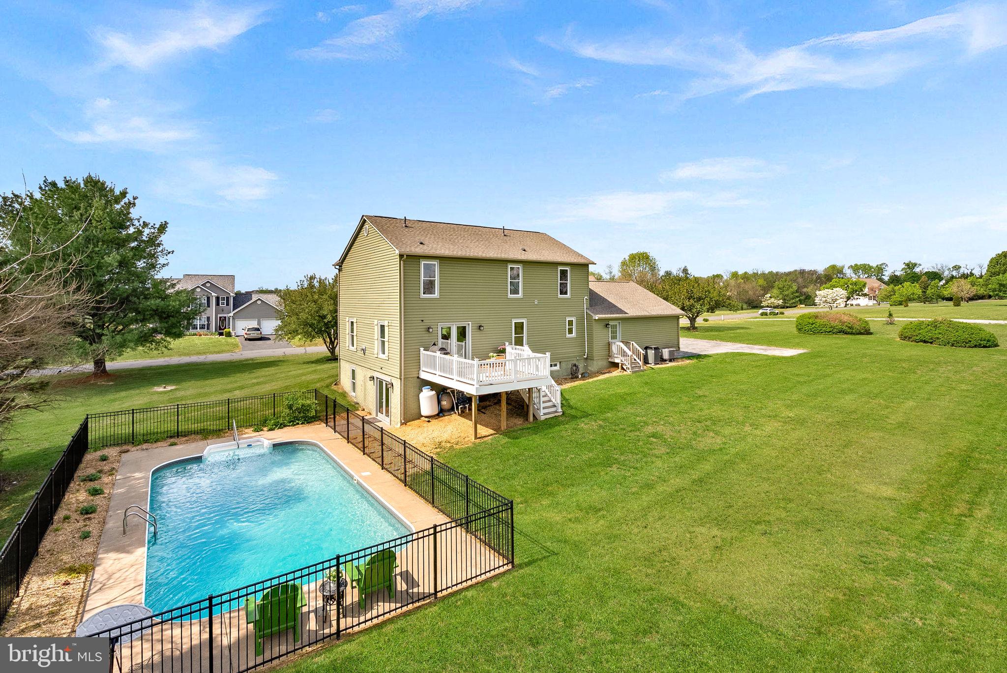 FAIRVIEW PLACE - Residential