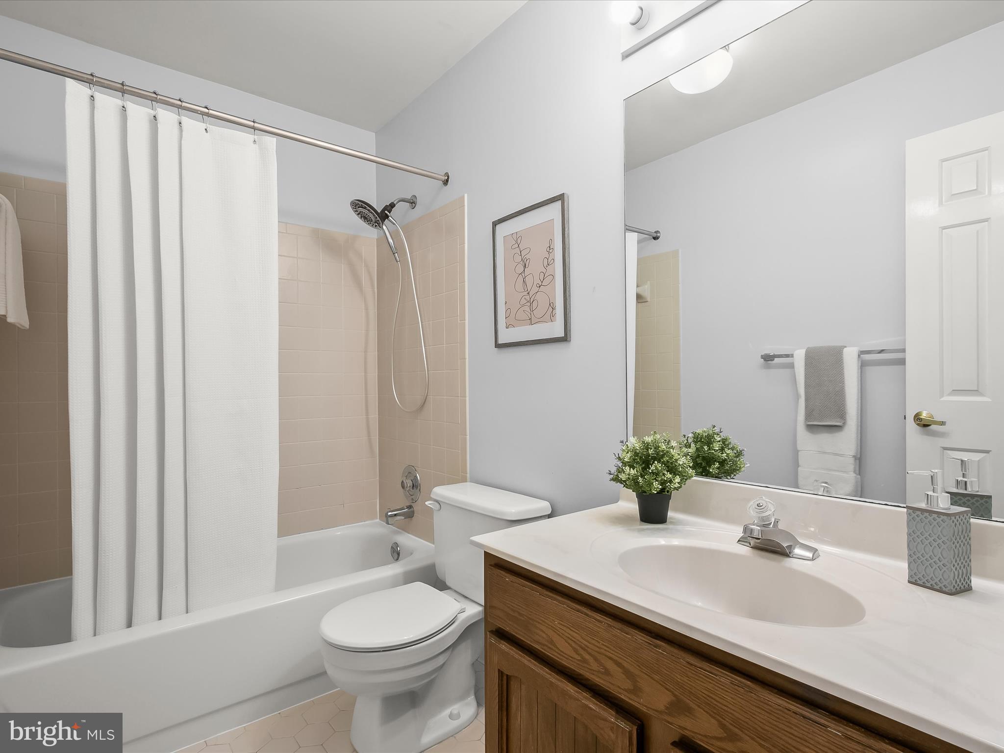 CRESTBERRY - Residential