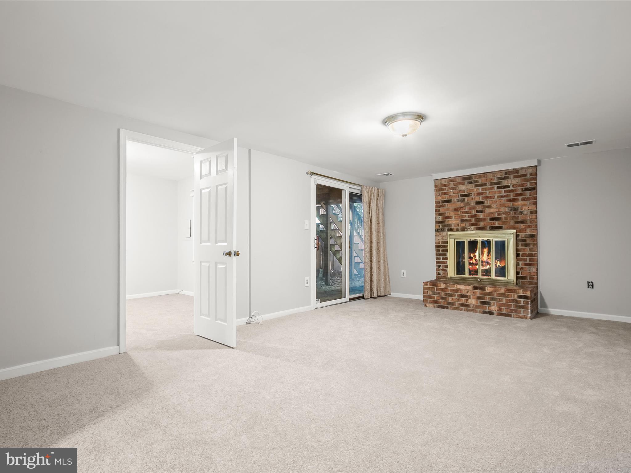 CRESTBERRY - Residential