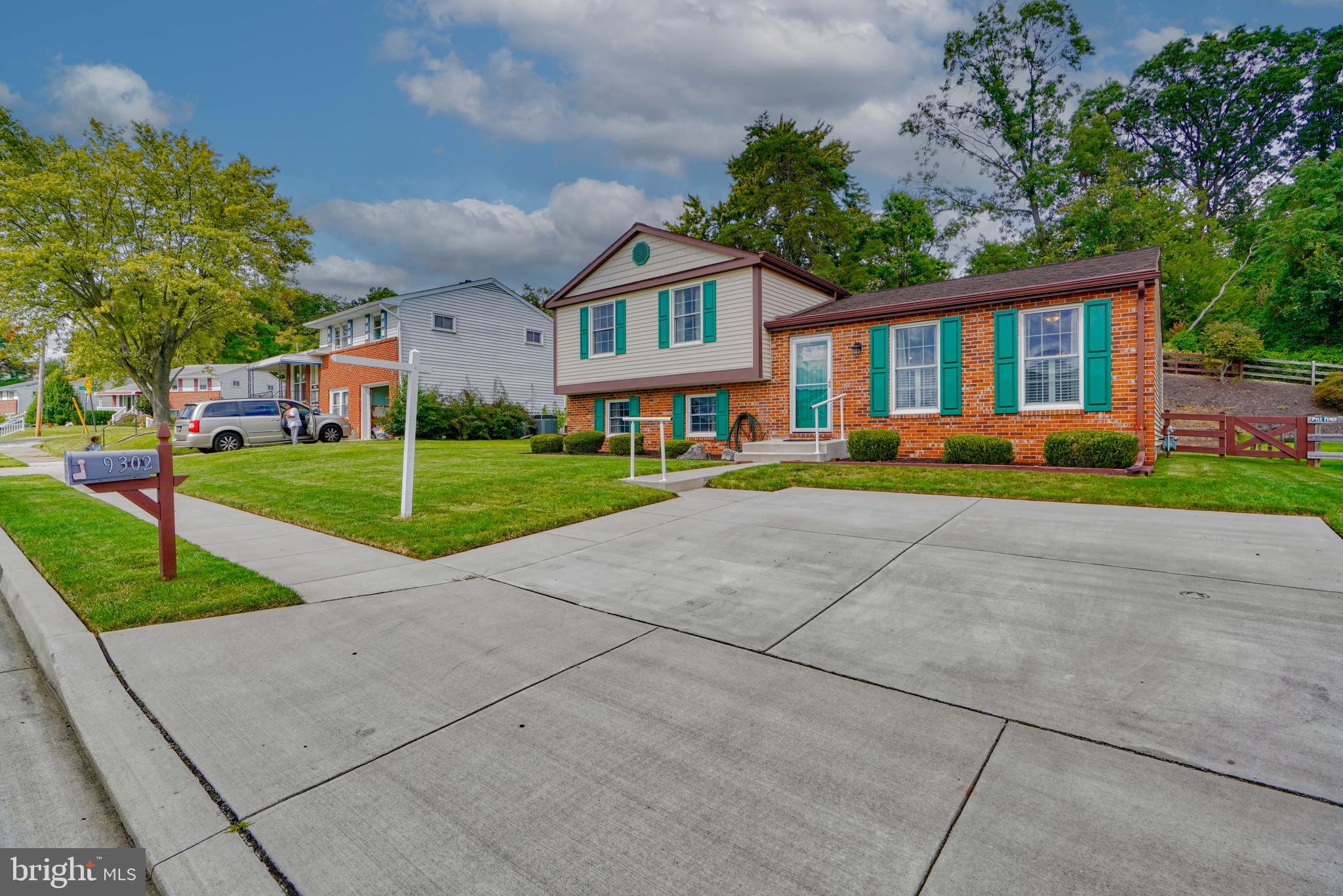 UPTON VILLAGE NORTH - Residential