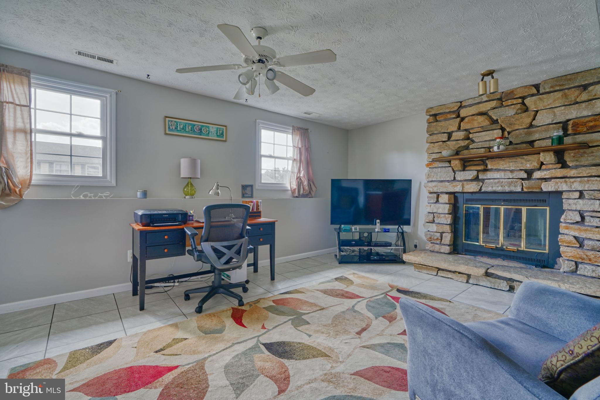 UPTON VILLAGE NORTH - Residential