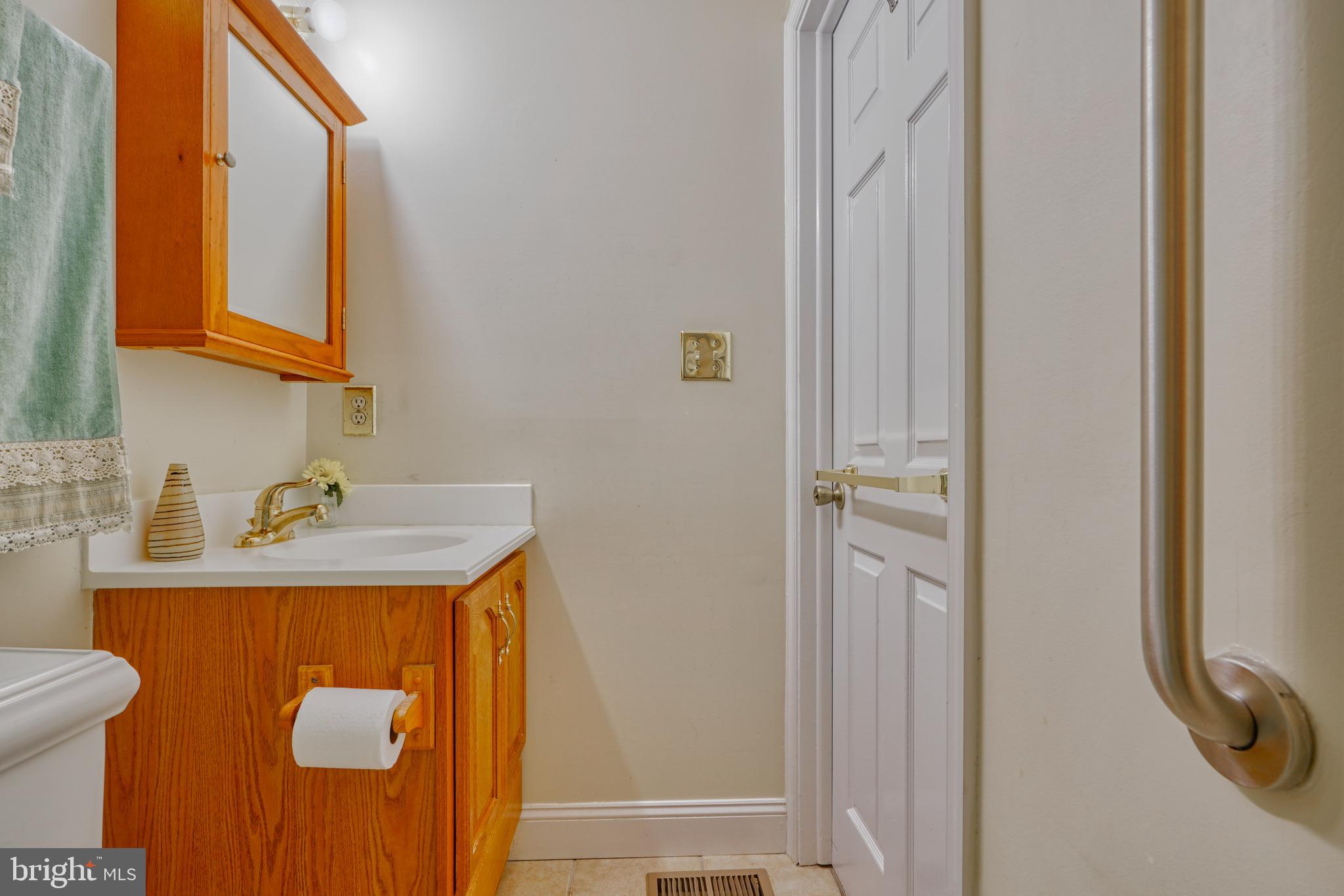 UPTON VILLAGE NORTH - Residential