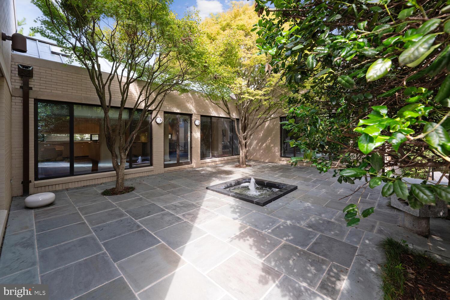 GEORGETOWN - Residential