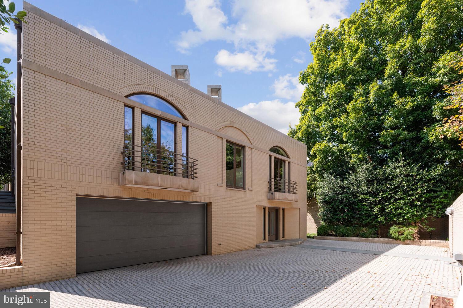 GEORGETOWN - Residential