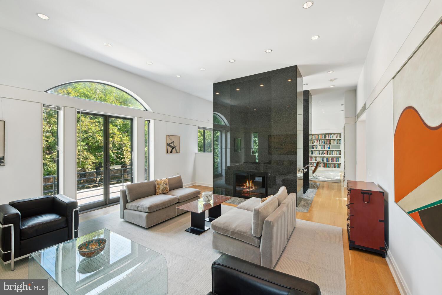 GEORGETOWN - Residential