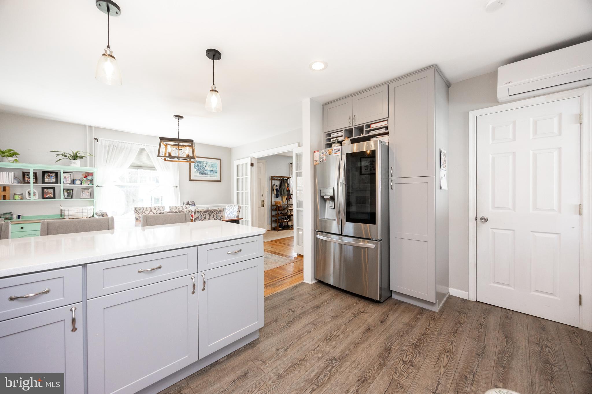 ROSEDALE - Residential