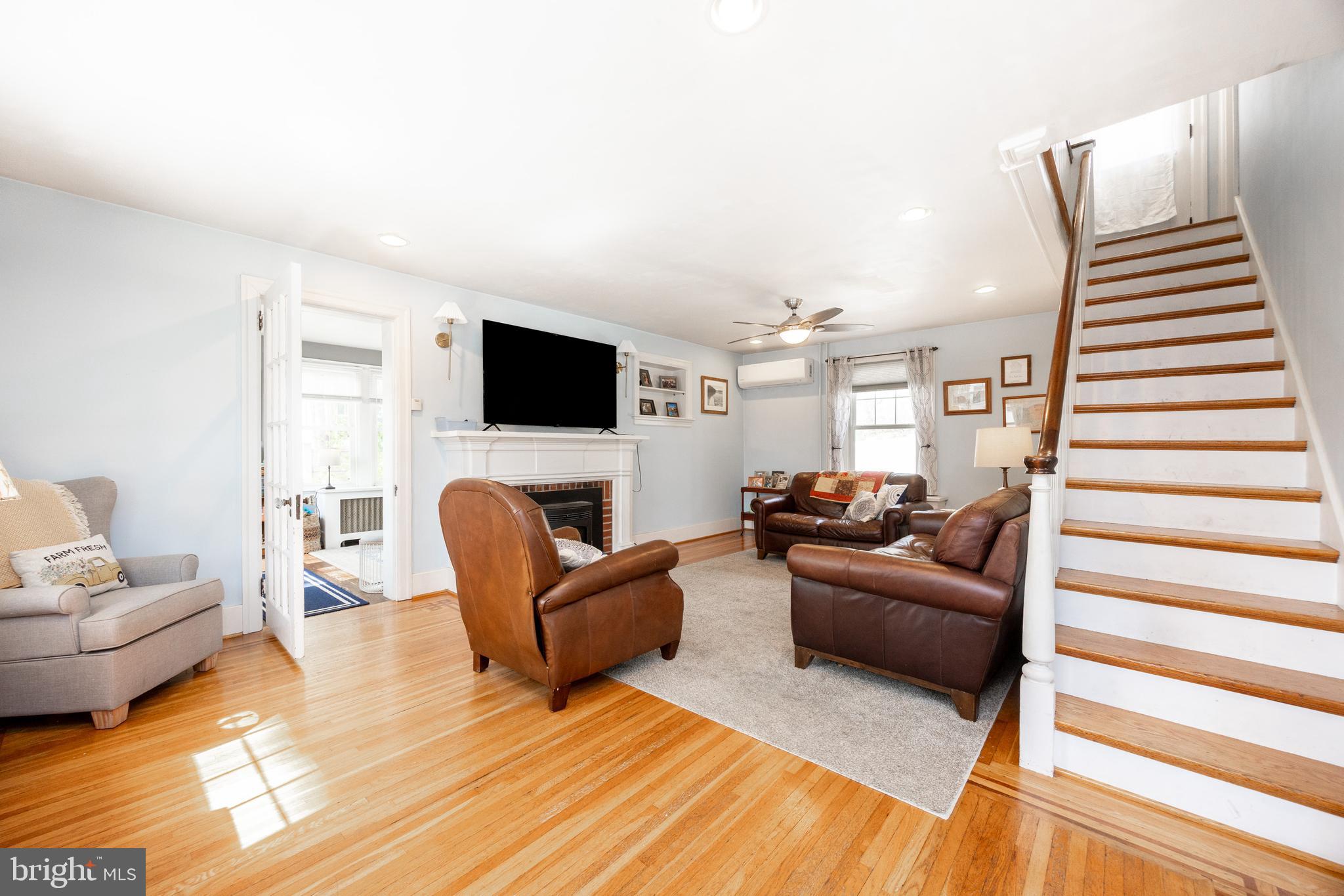 ROSEDALE - Residential