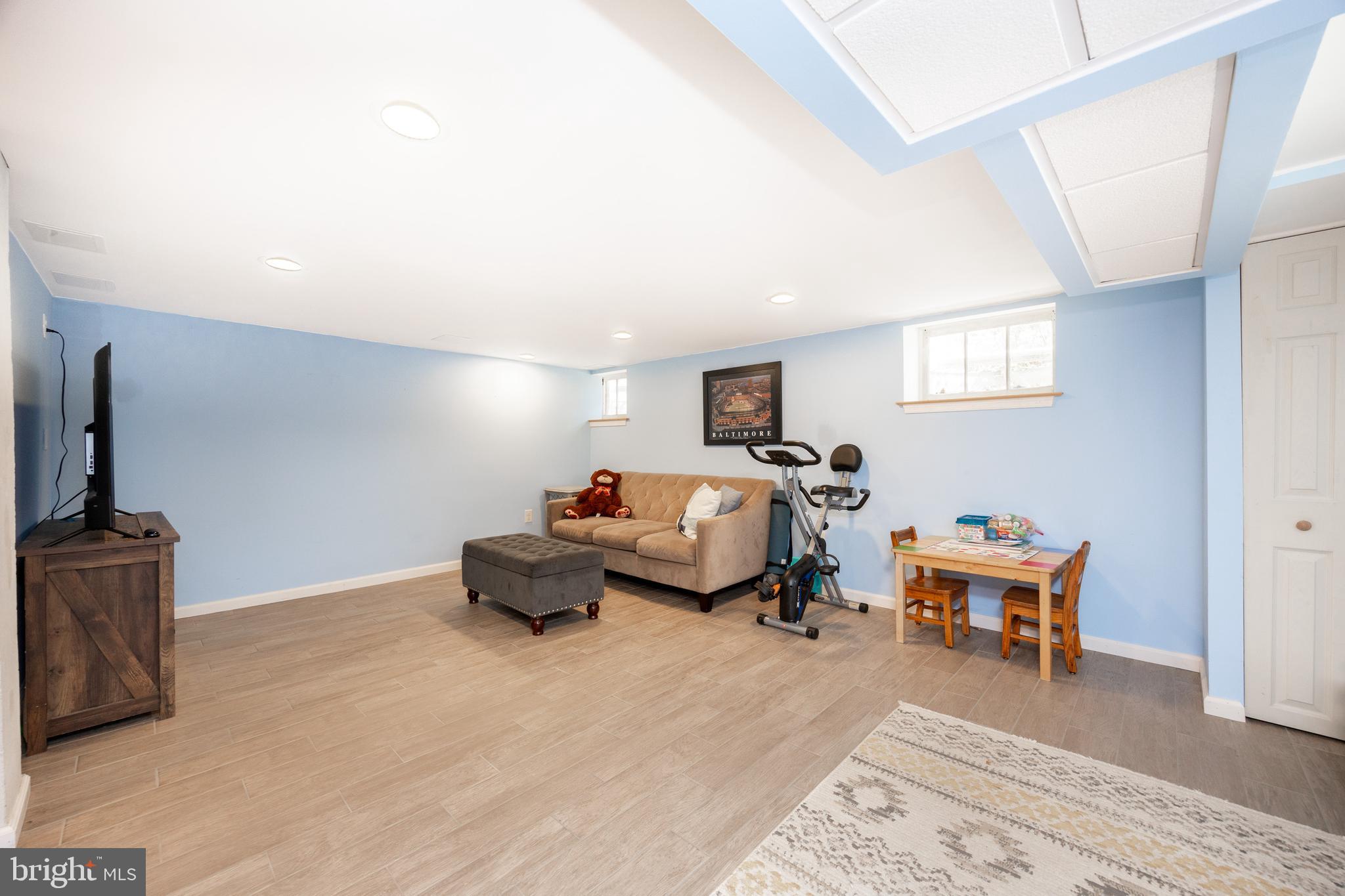 ROSEDALE - Residential