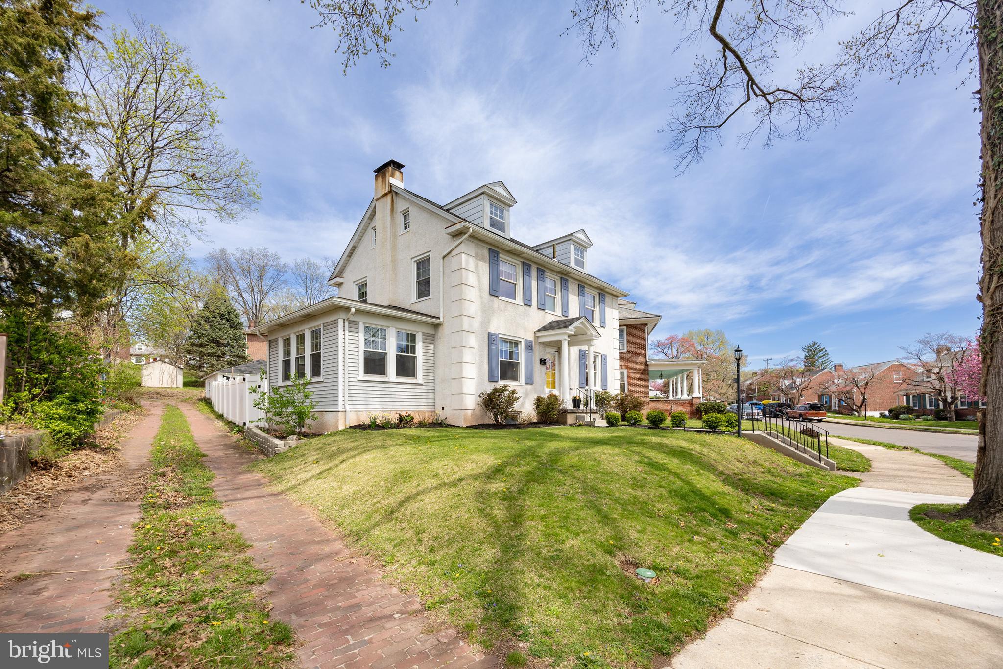 ROSEDALE - Residential