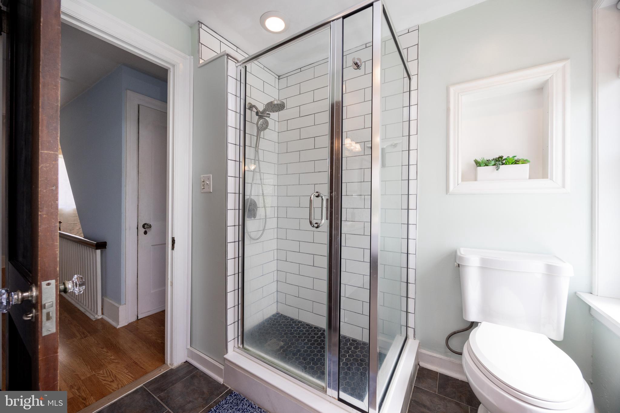 ROSEDALE - Residential