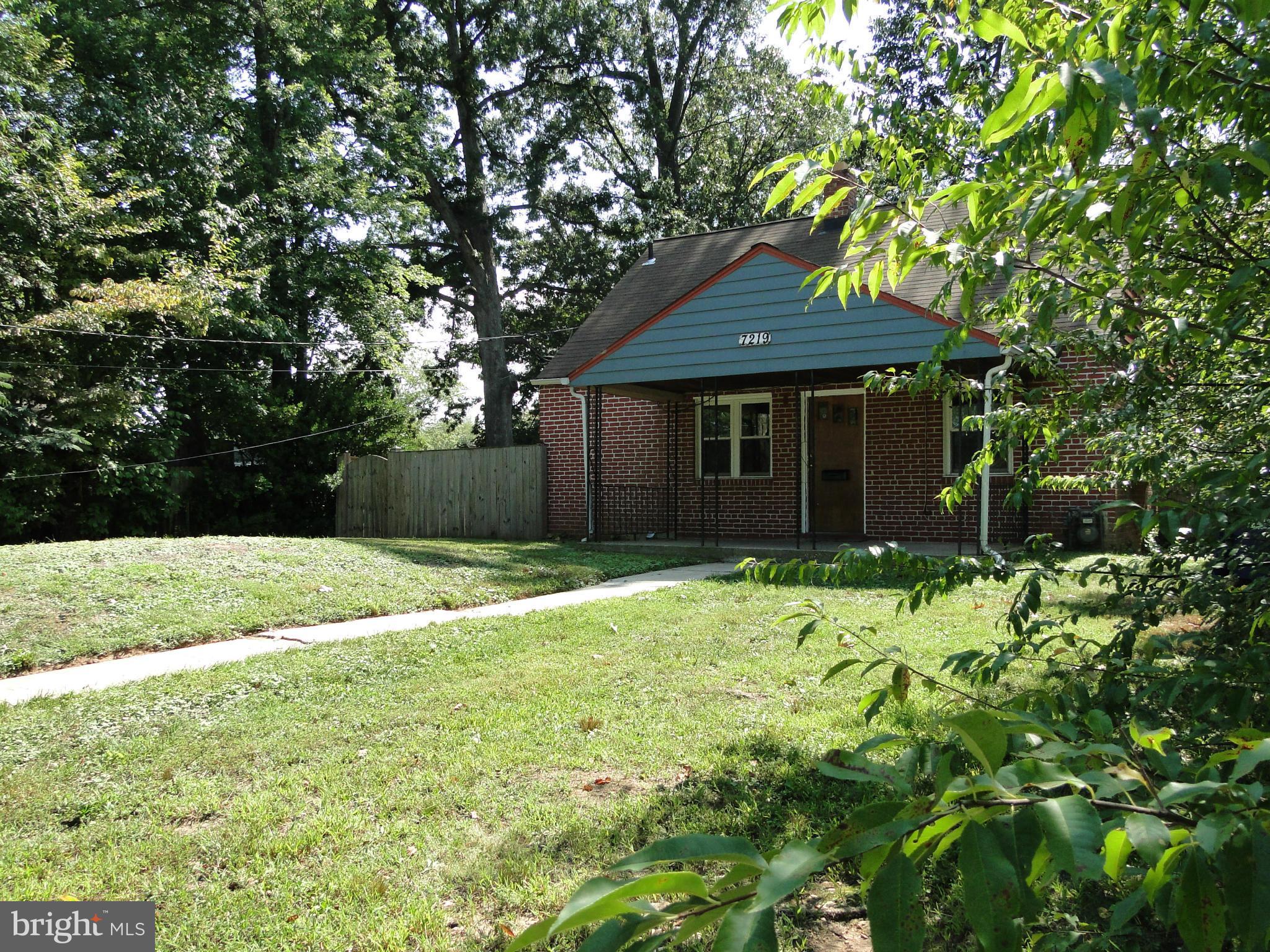 TYLER PARK - Residential Lease