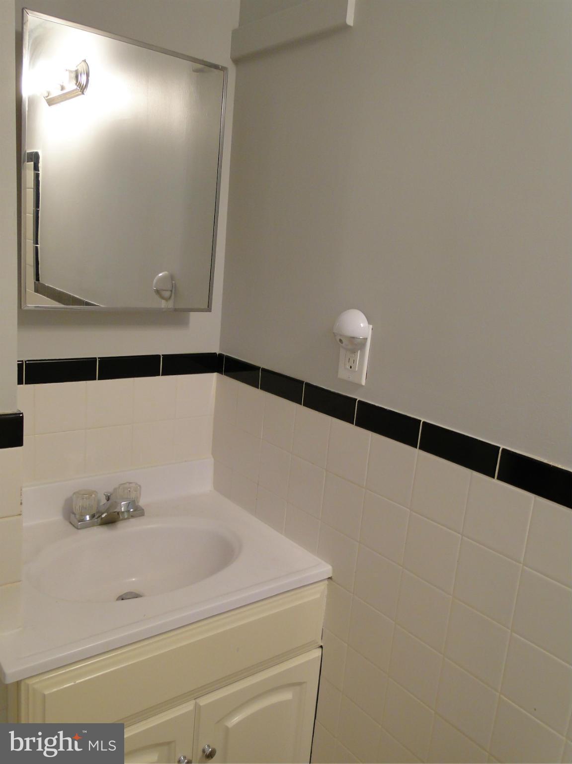 TYLER PARK - Residential Lease