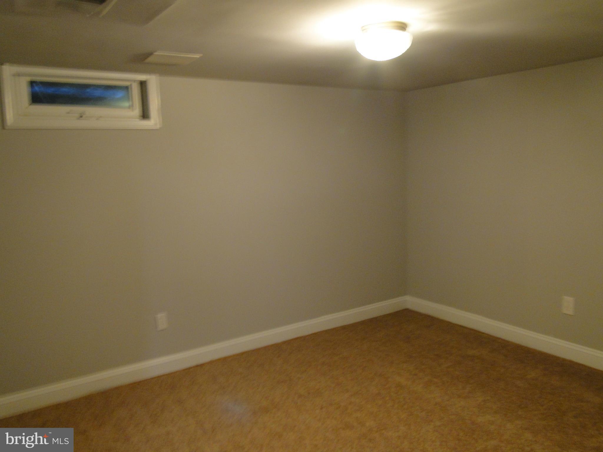 TYLER PARK - Residential Lease