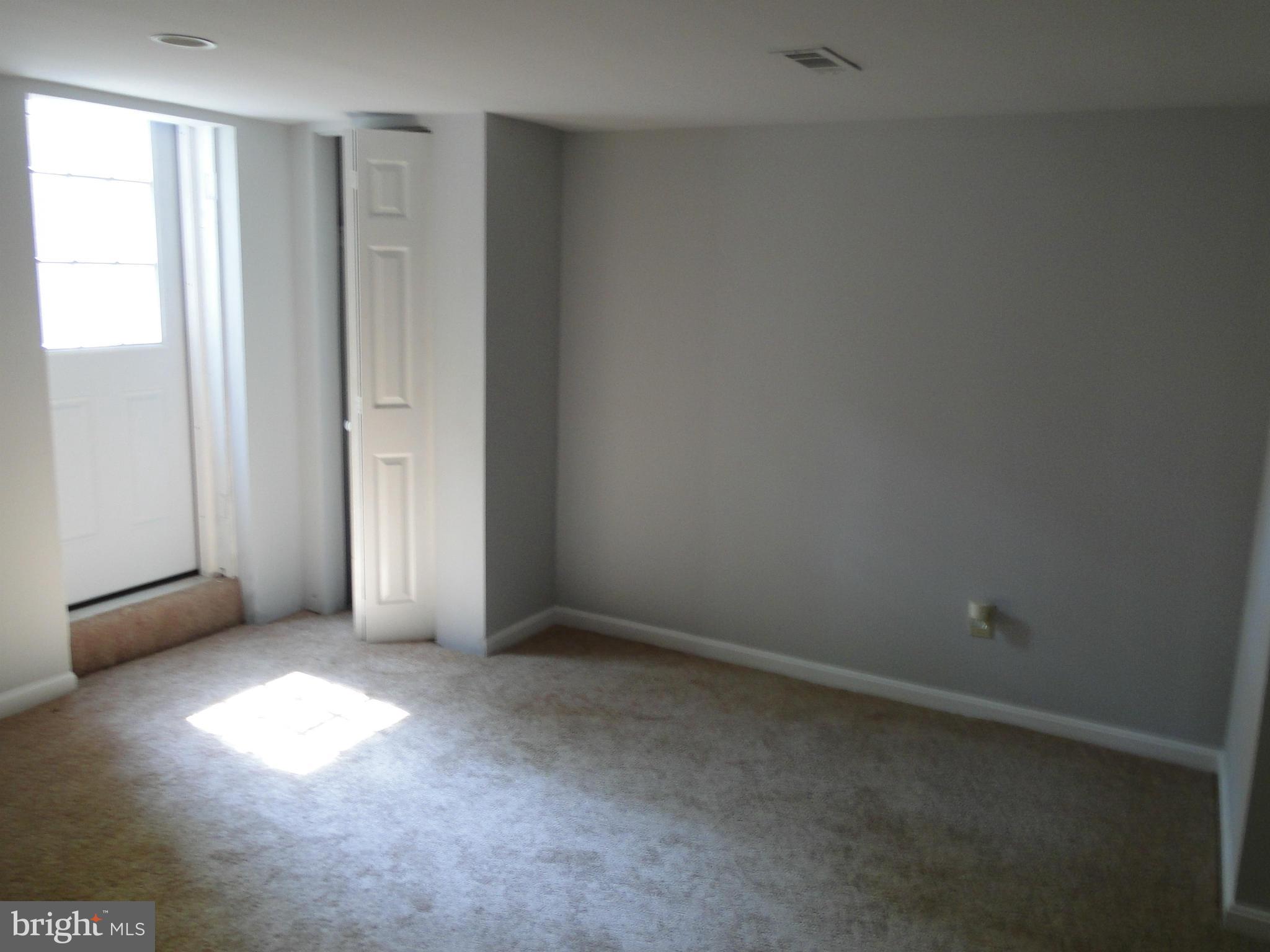 TYLER PARK - Residential Lease