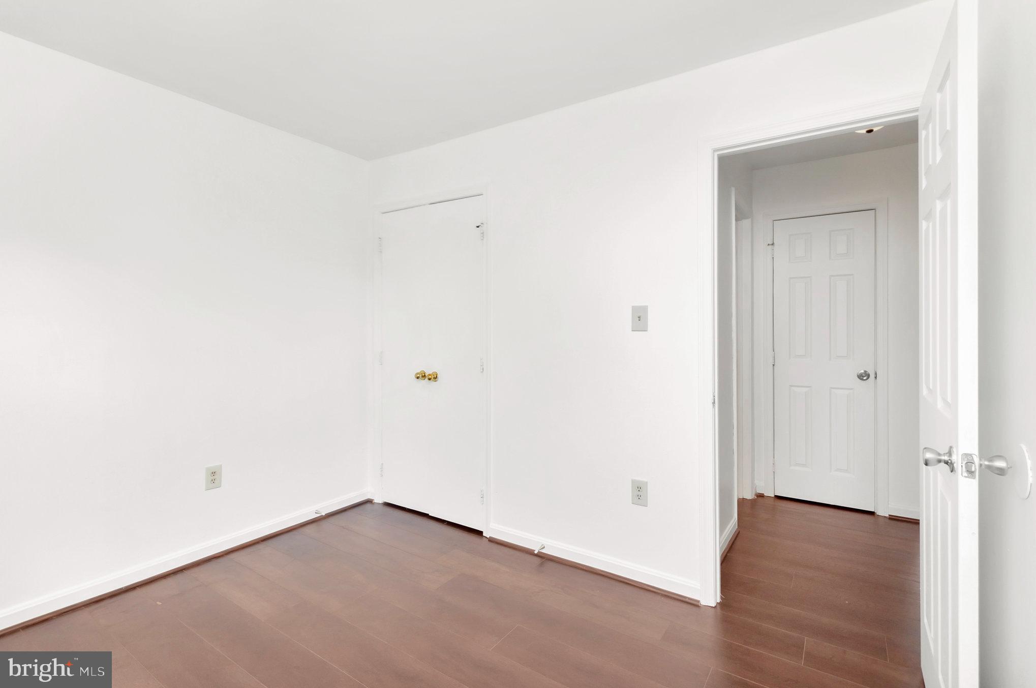 COLONY SQUARE - Residential Lease