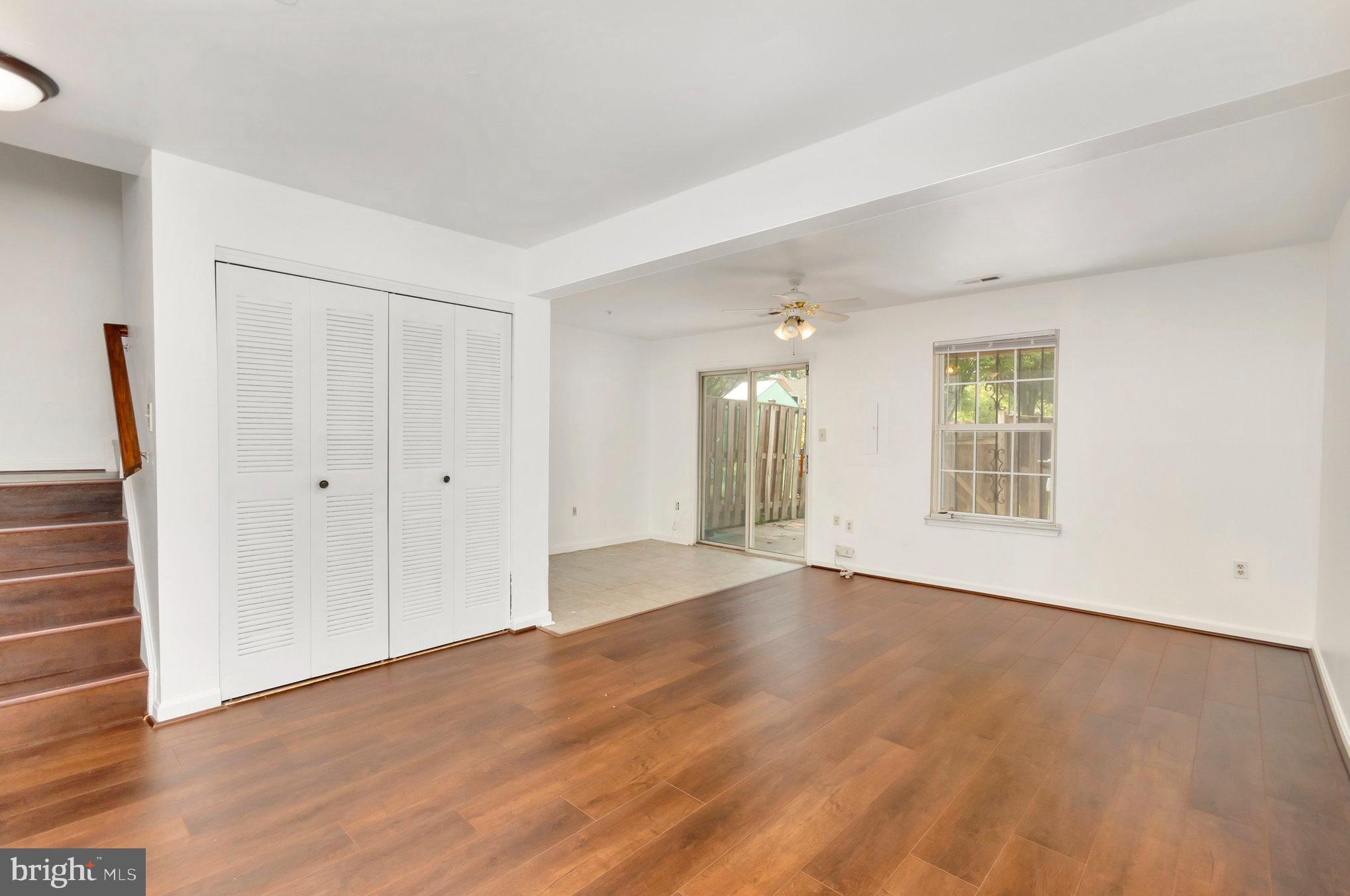 COLONY SQUARE - Residential Lease