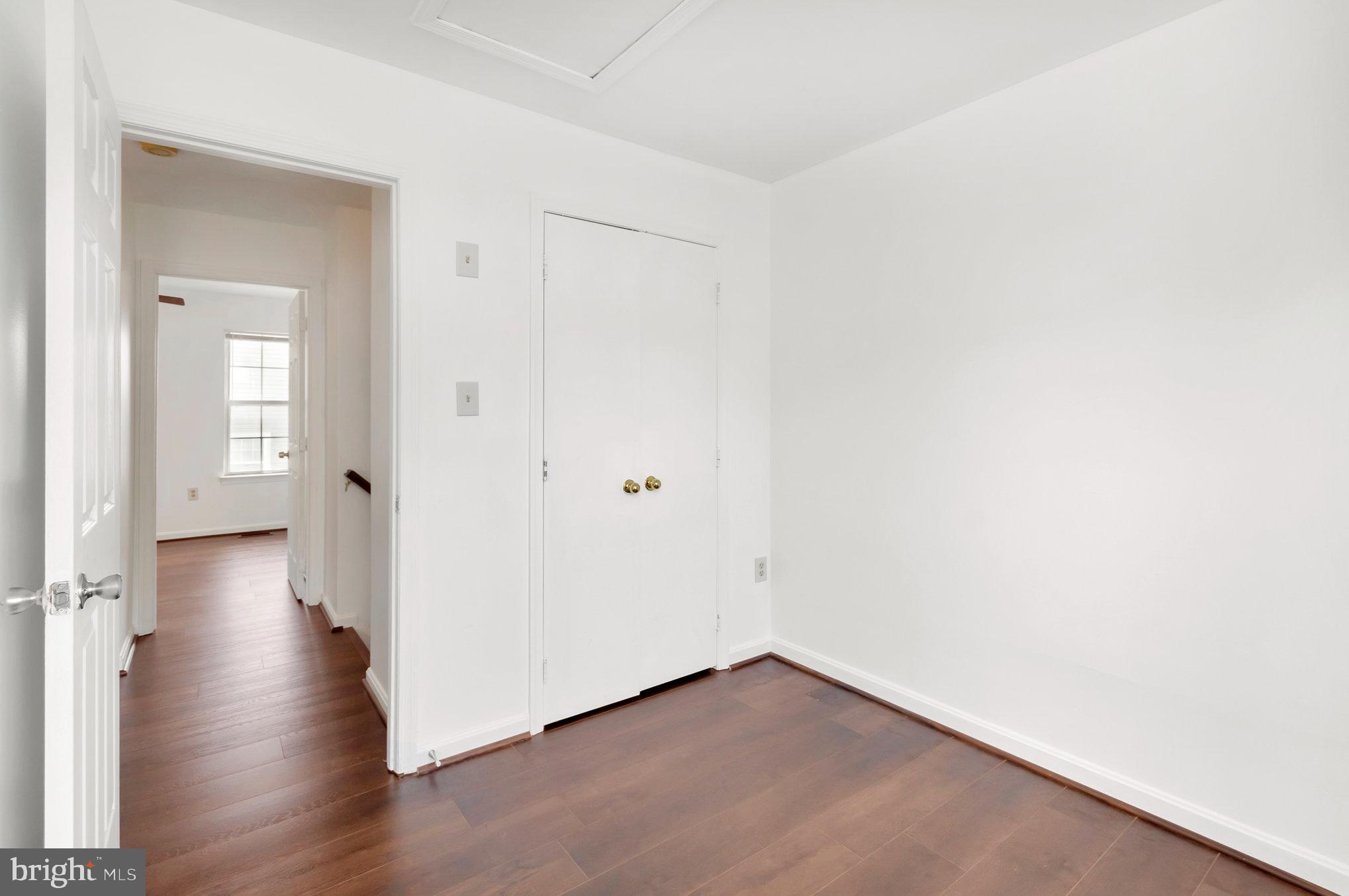 COLONY SQUARE - Residential Lease