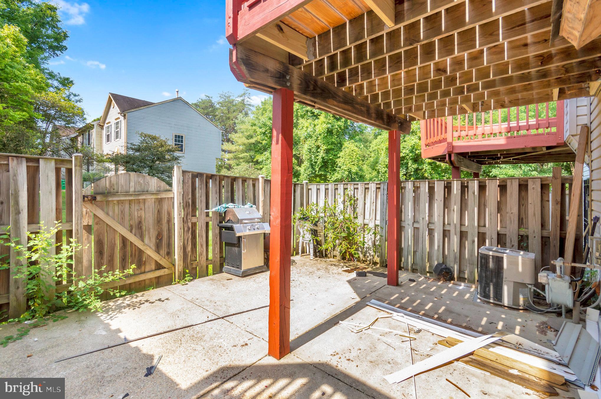 COLONY SQUARE - Residential Lease