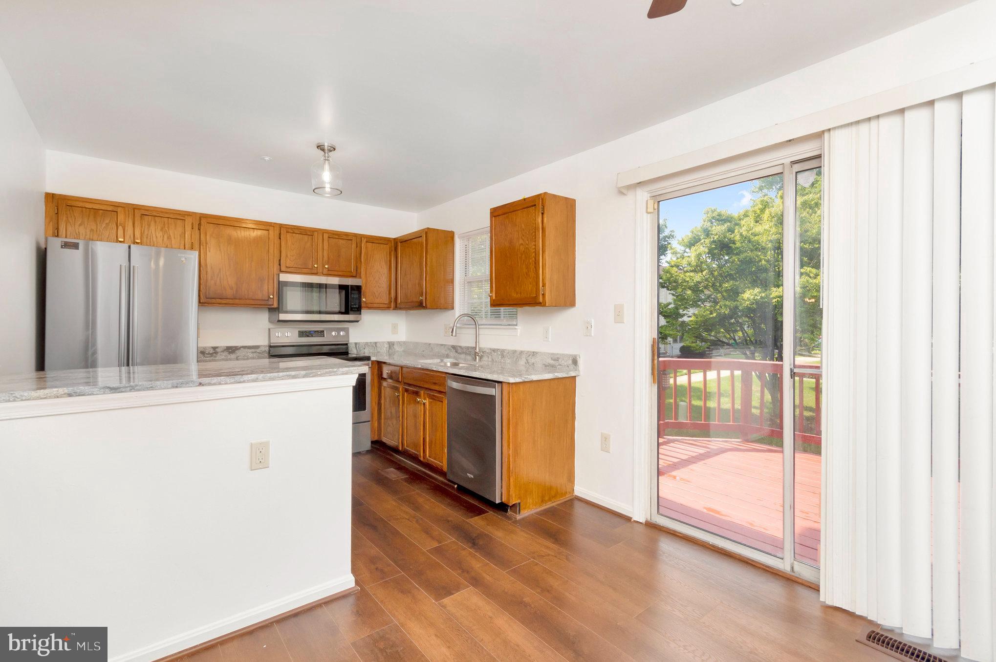 COLONY SQUARE - Residential Lease