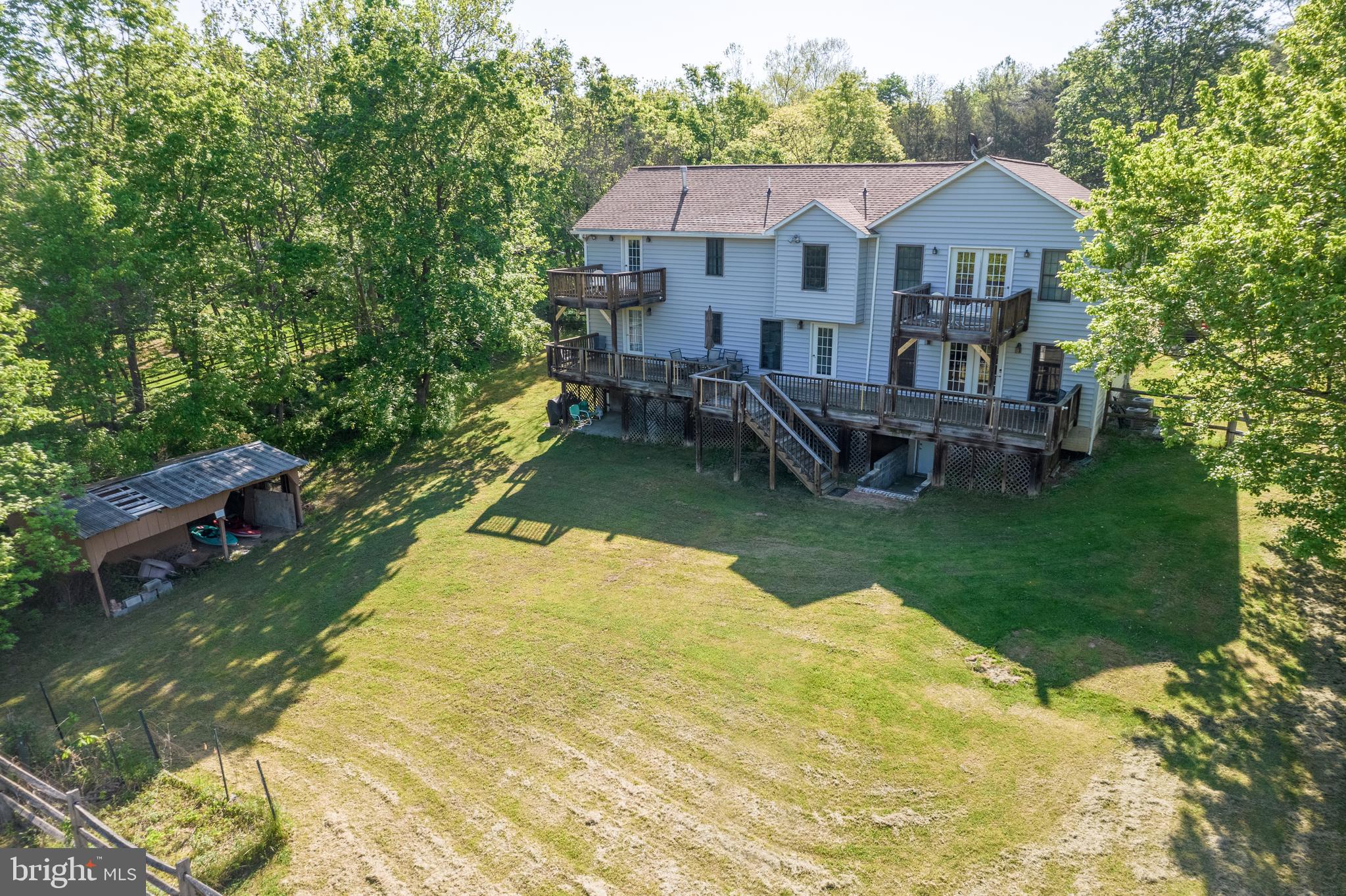 HIDDEN RIVER - Residential