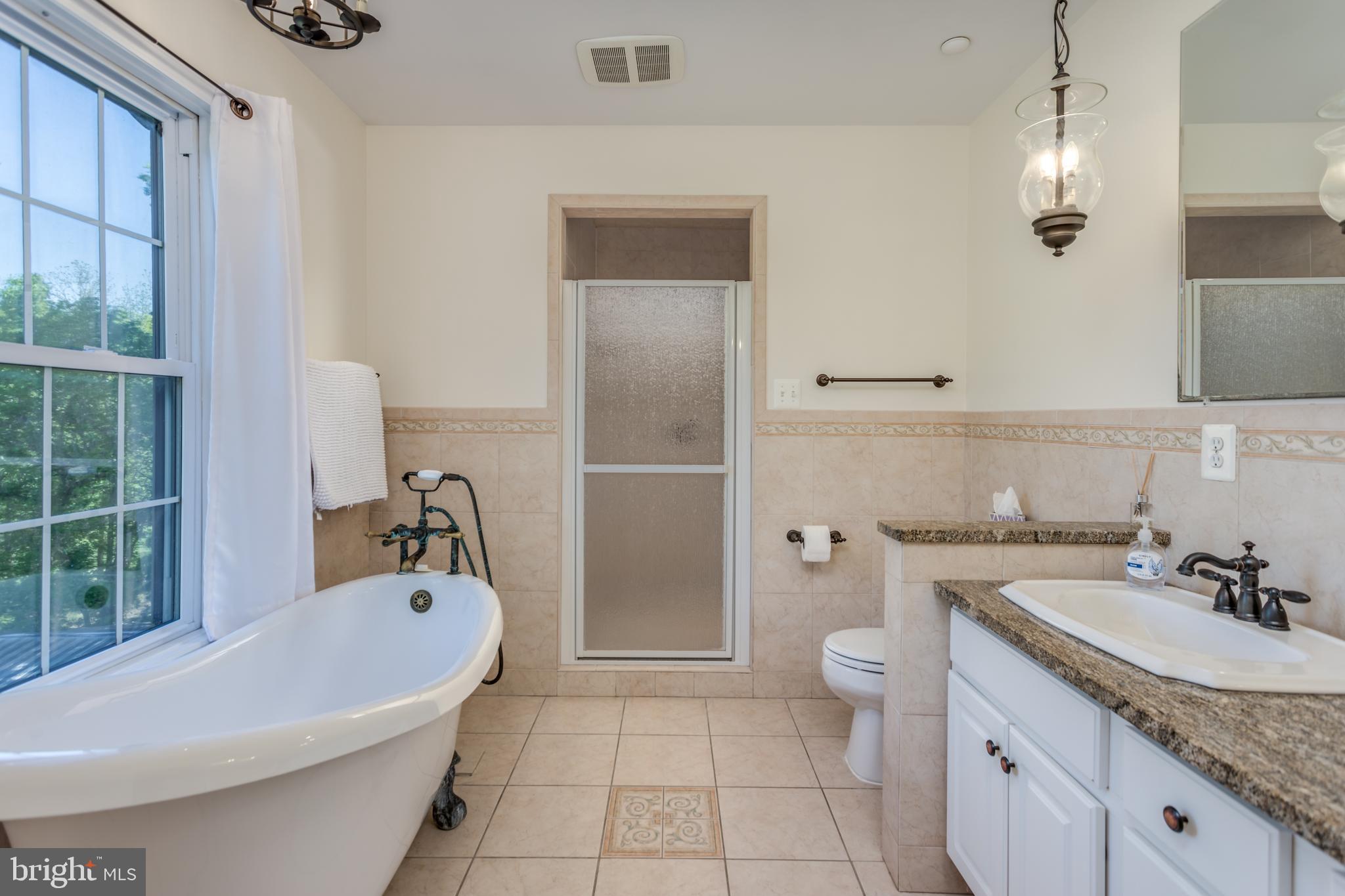 HIDDEN RIVER - Residential