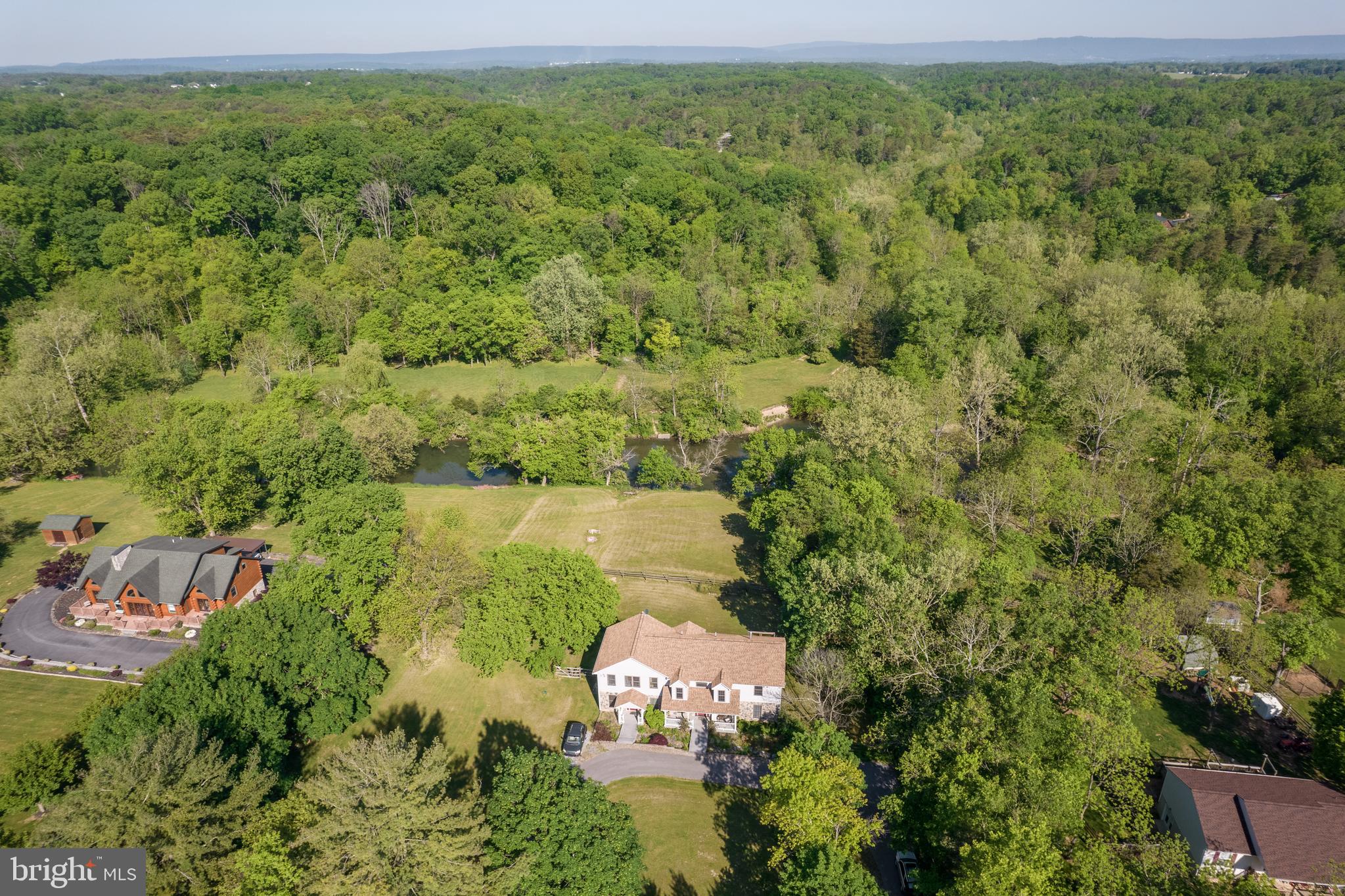 HIDDEN RIVER - Residential