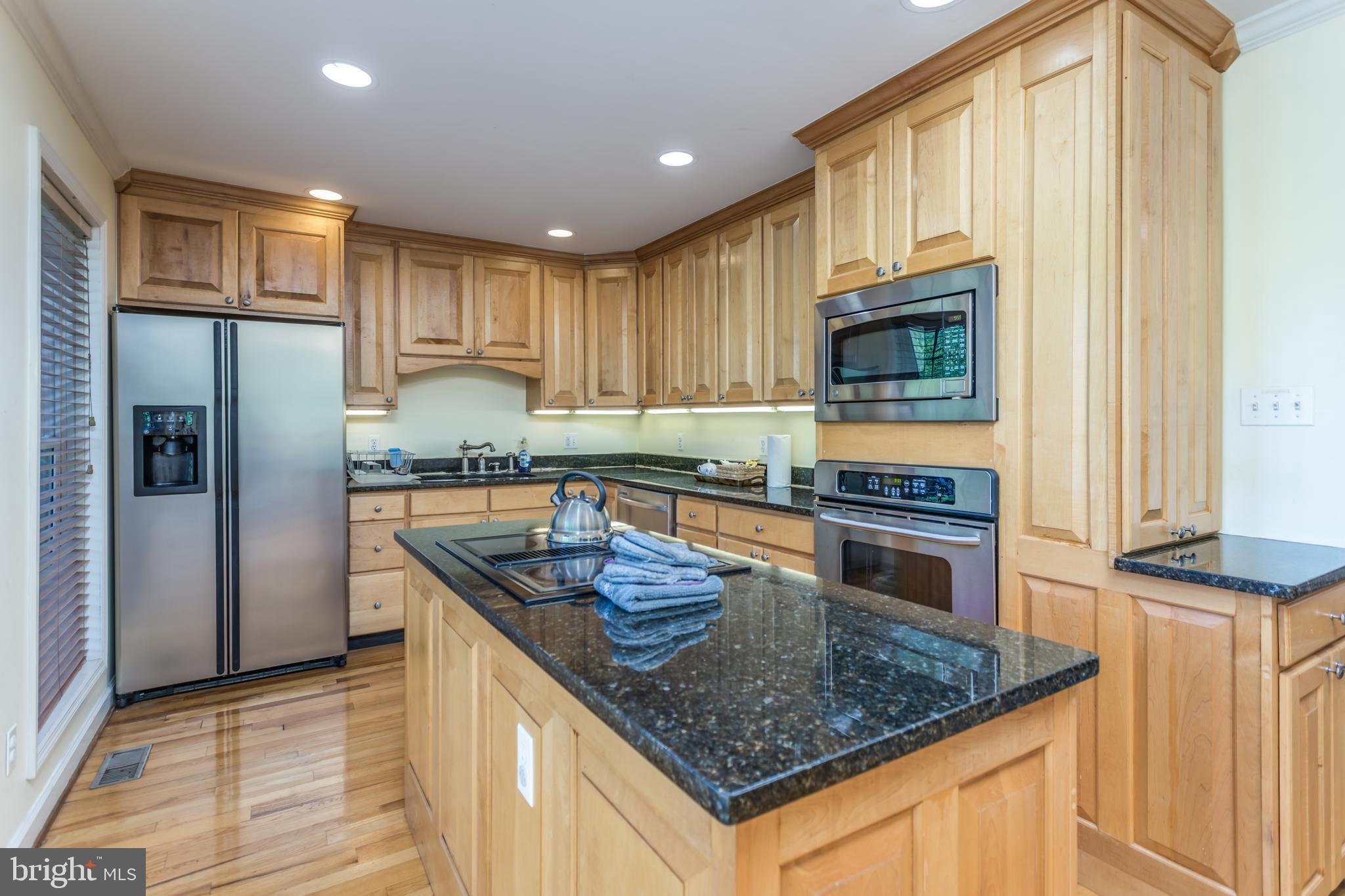 HIDDEN RIVER - Residential