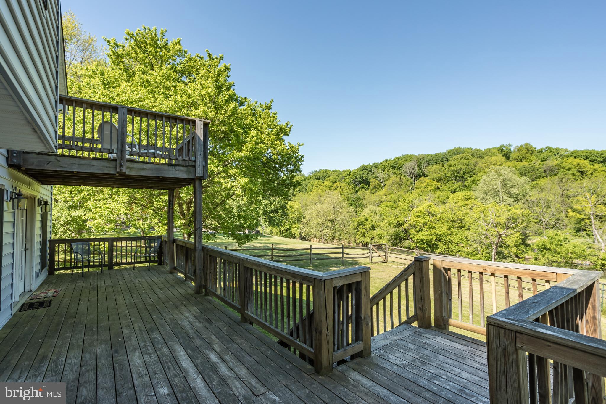 HIDDEN RIVER - Residential