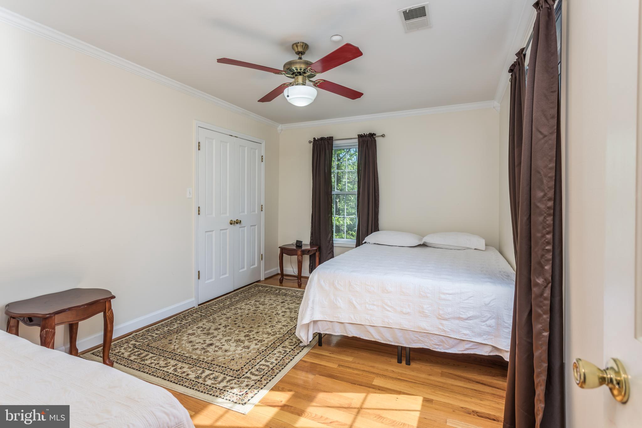 HIDDEN RIVER - Residential