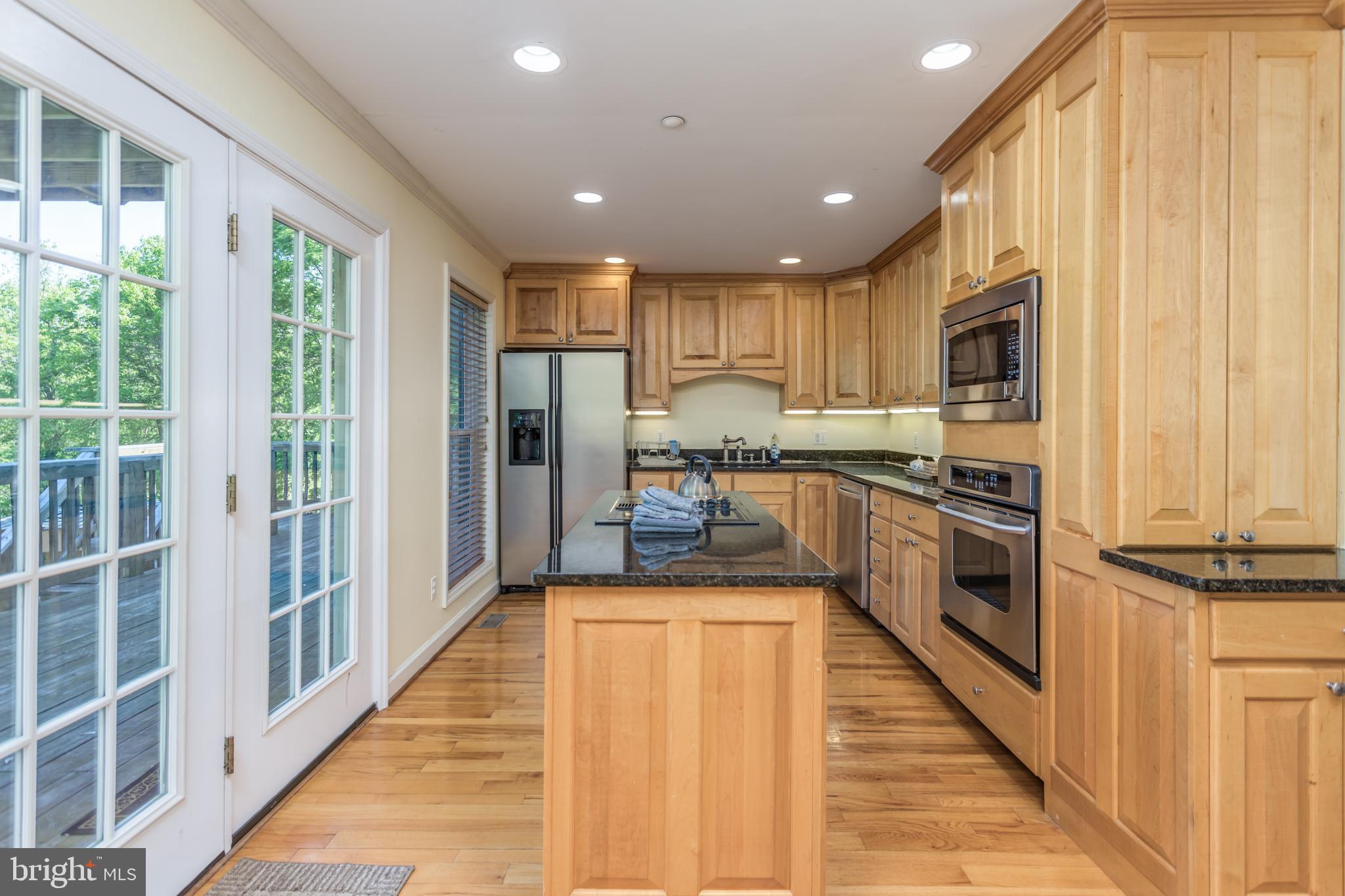 HIDDEN RIVER - Residential