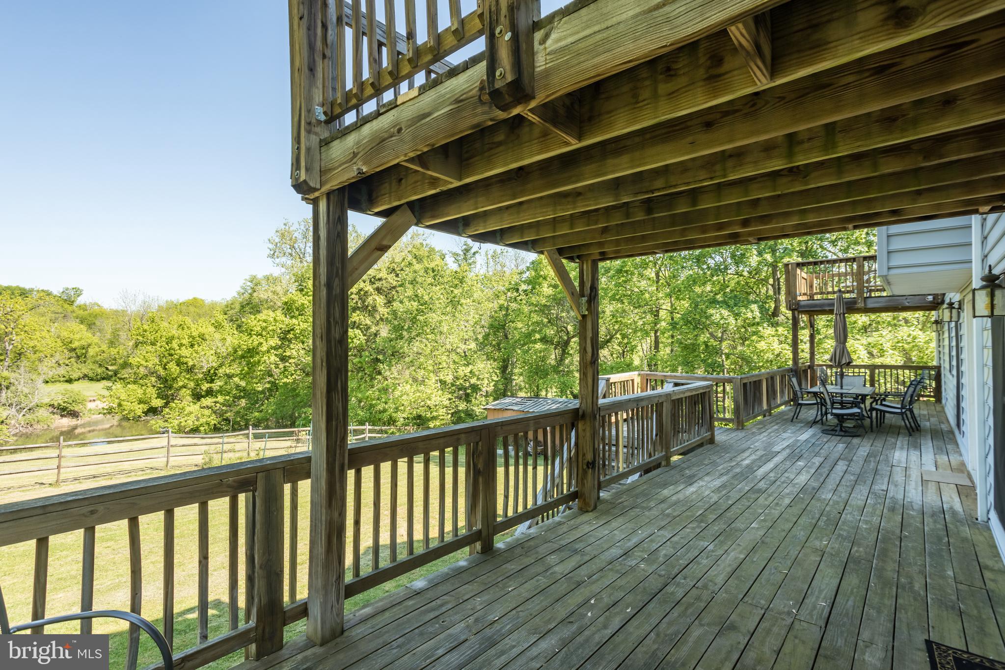 HIDDEN RIVER - Residential