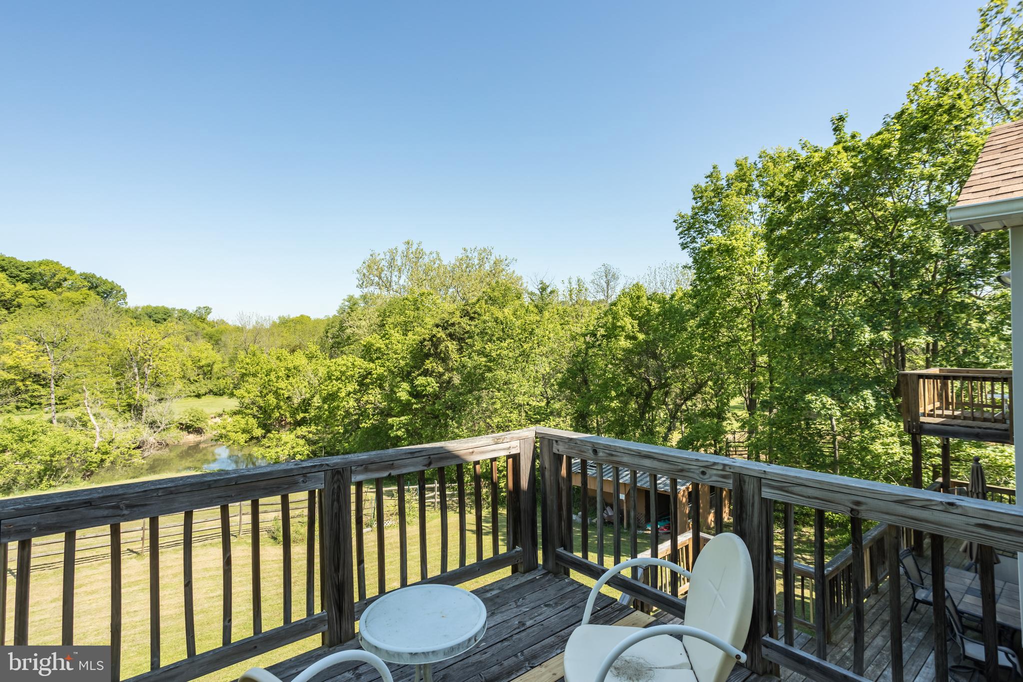 HIDDEN RIVER - Residential