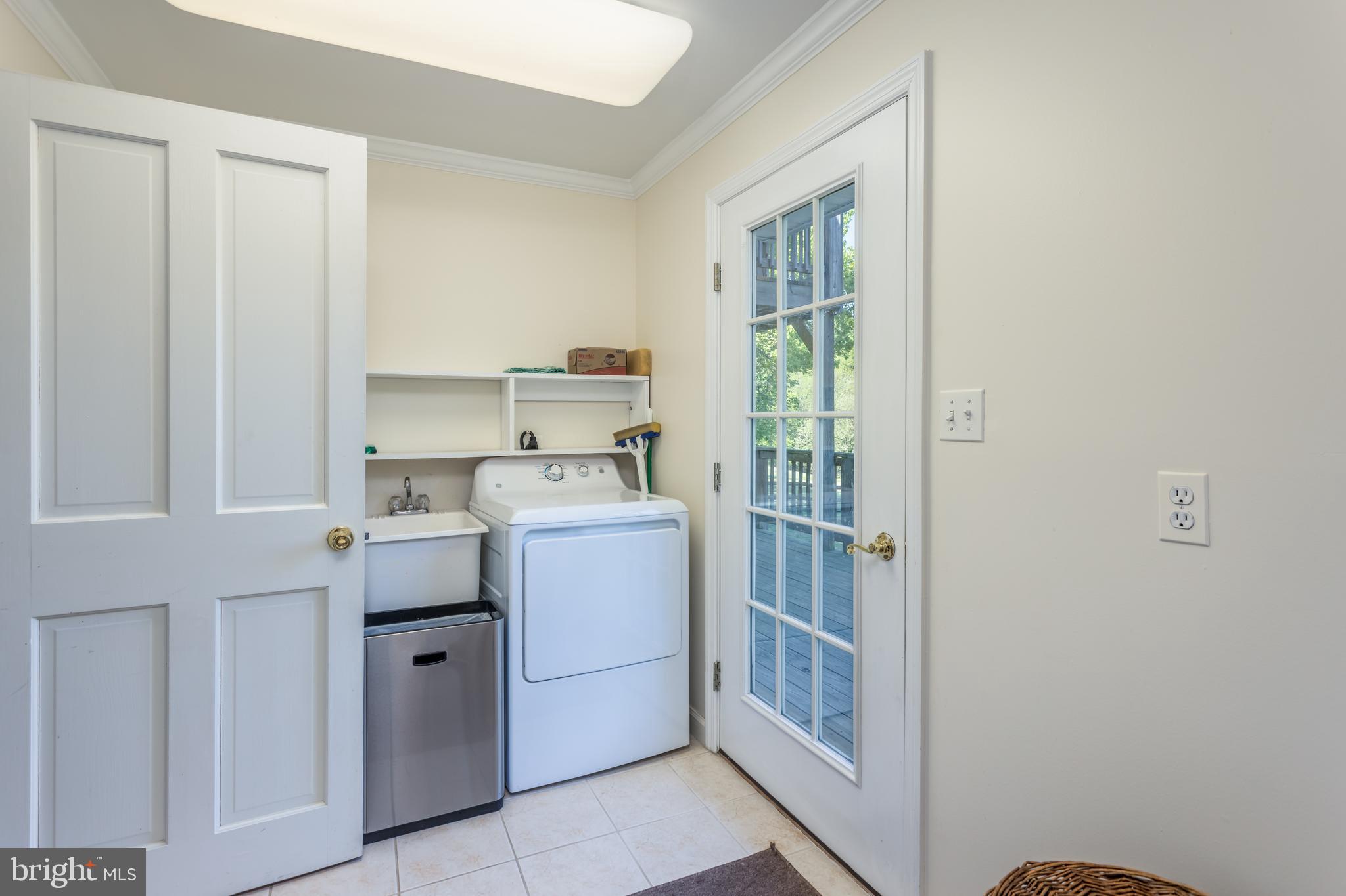 HIDDEN RIVER - Residential