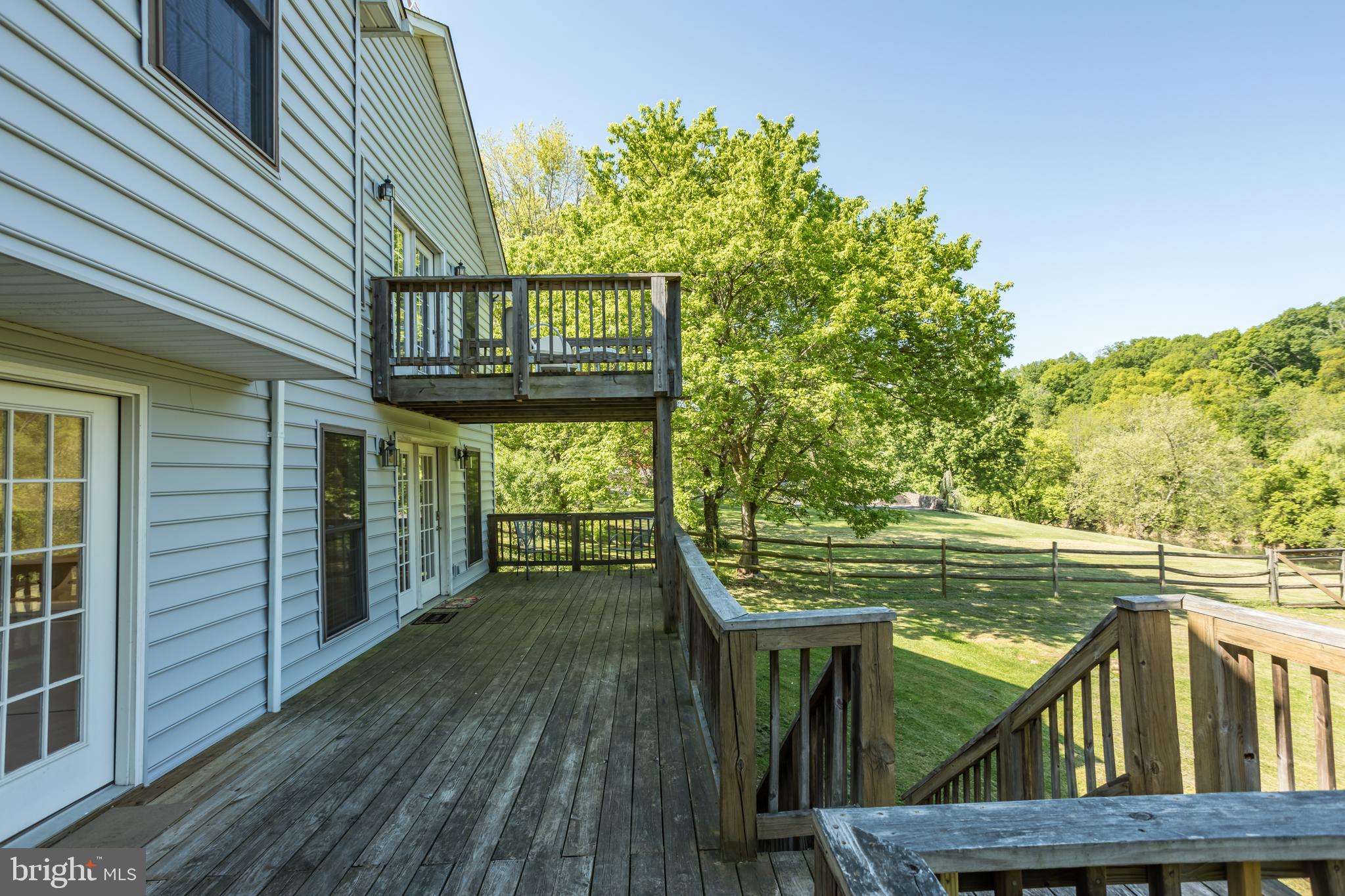 HIDDEN RIVER - Residential