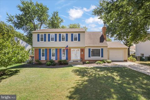 Photo of 7923 Lake Pleasant Drive, SPRINGFIELD, VA 22153 (MLS # VAFX2290368)