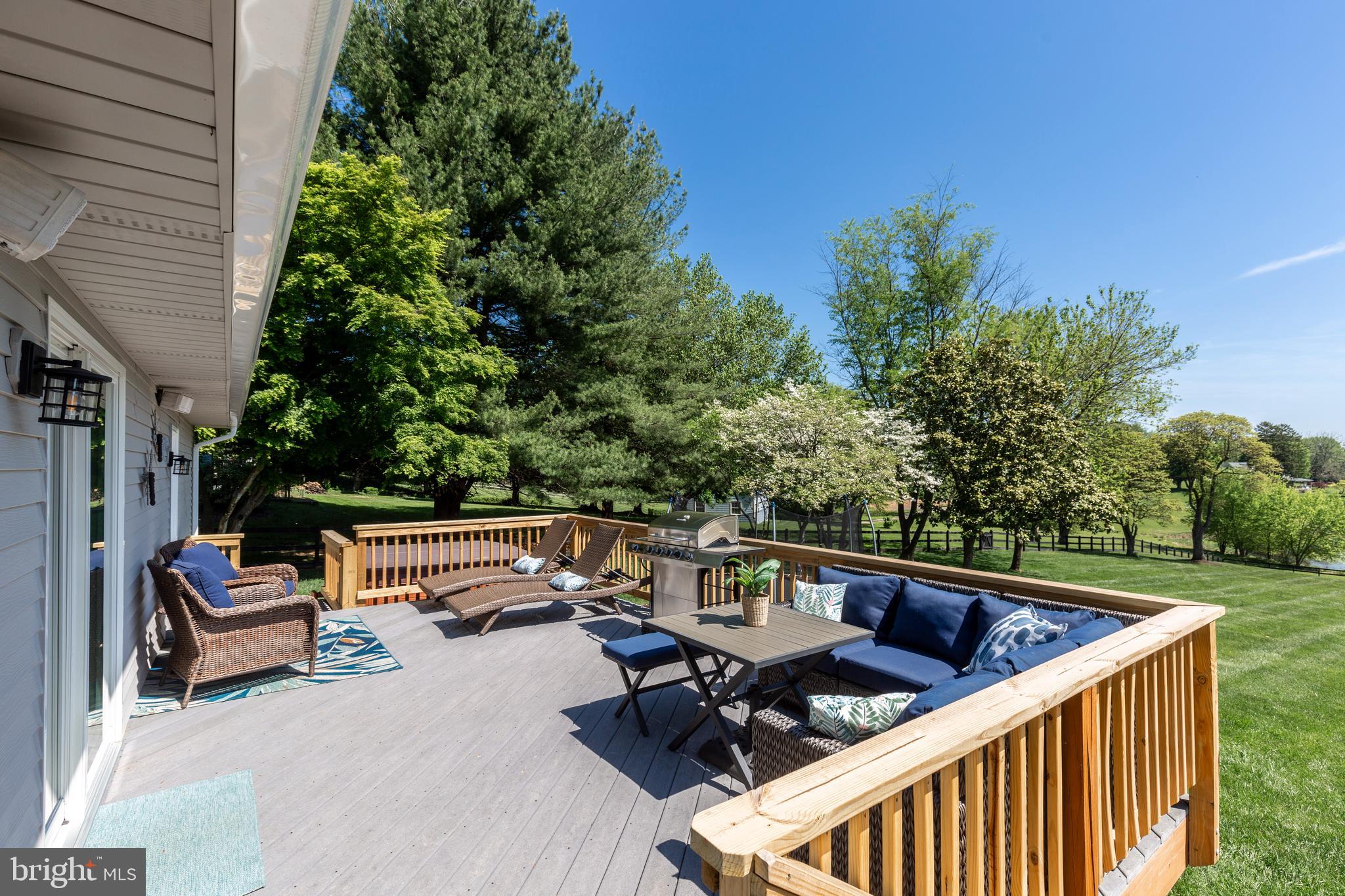 HIGH RIDGE - Residential