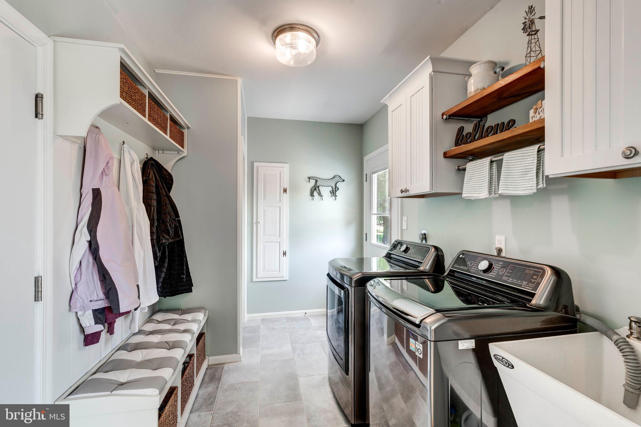 HIGH RIDGE - Residential