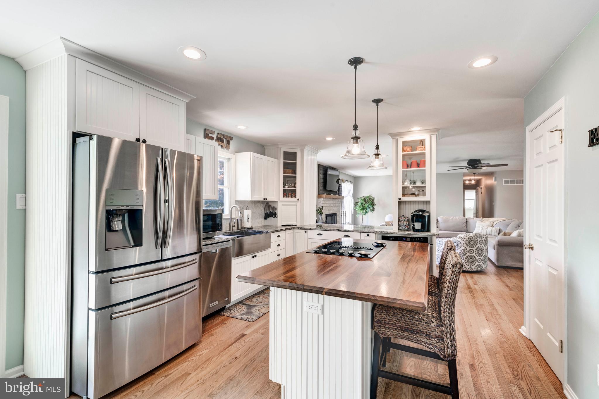 HIGH RIDGE - Residential