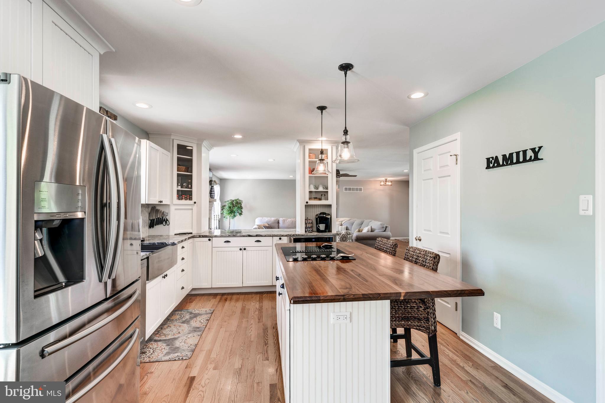 HIGH RIDGE - Residential