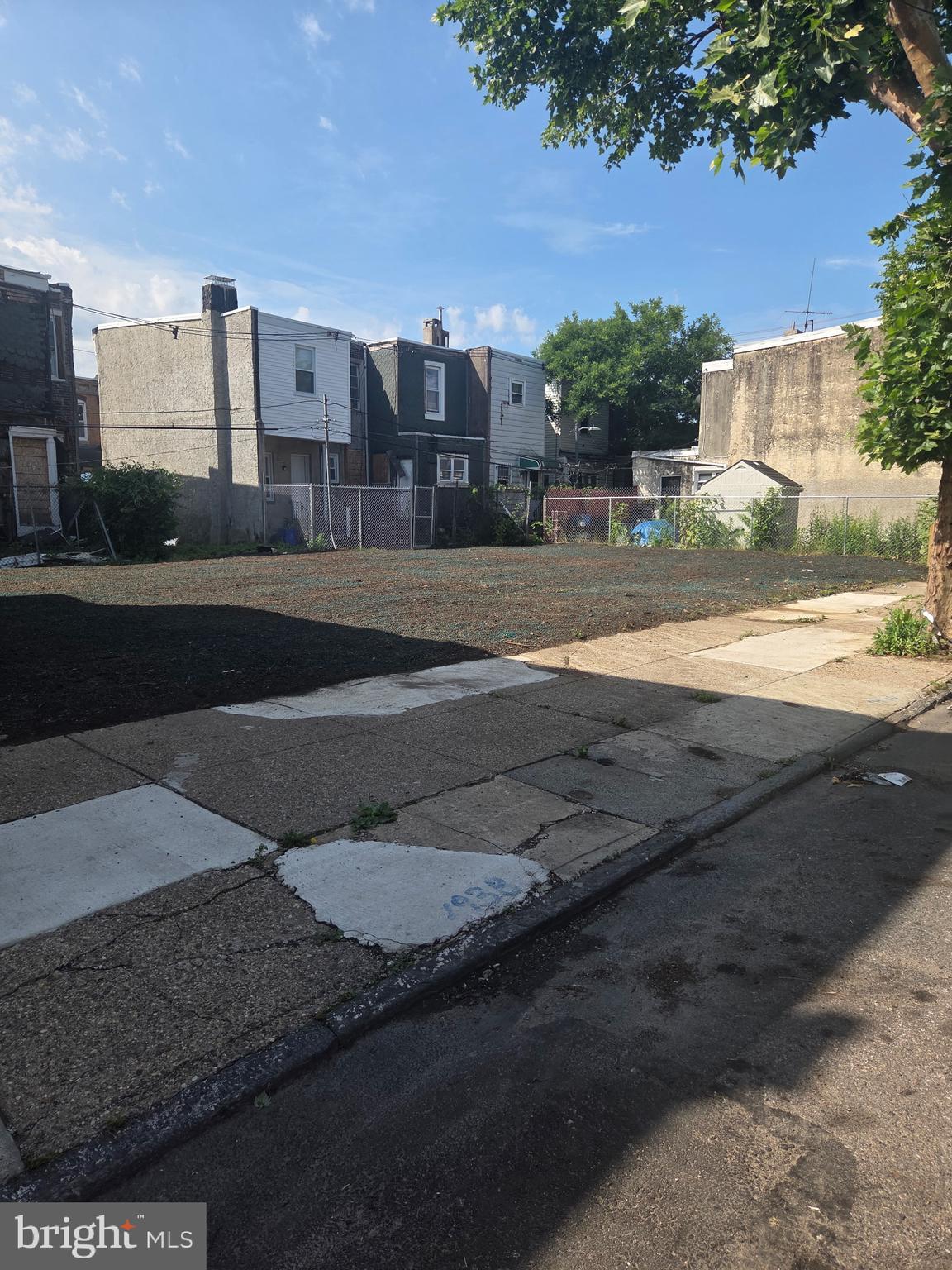 1940 W BRISTOL STREET