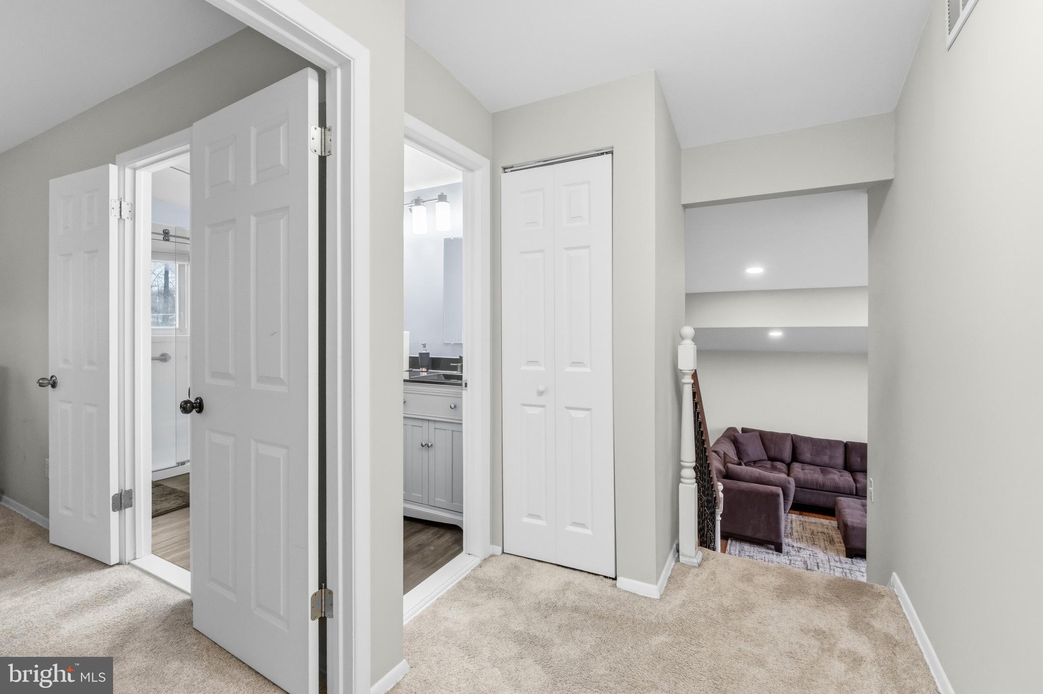 LIBERTY MANOR - Residential