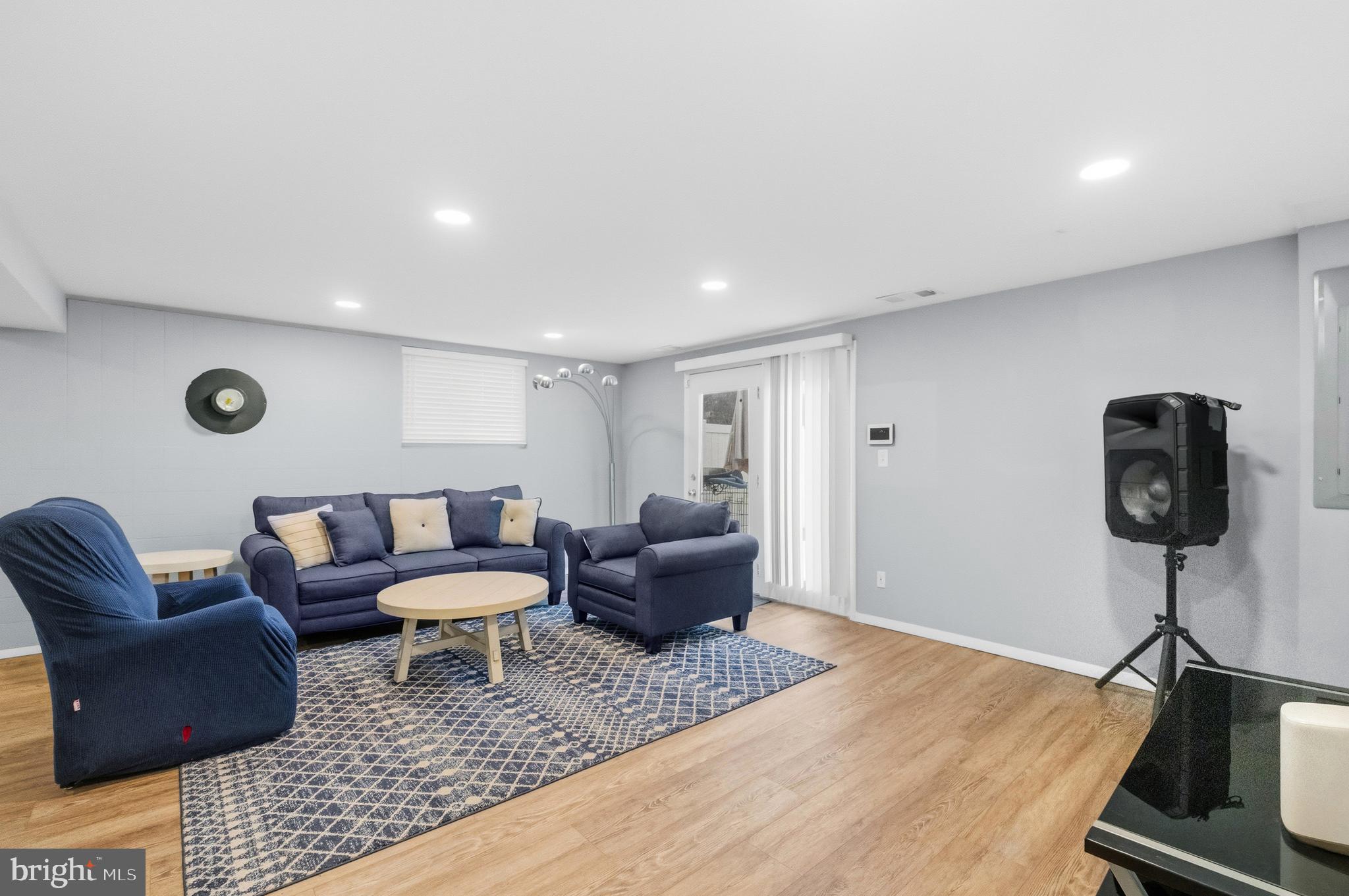 LIBERTY MANOR - Residential