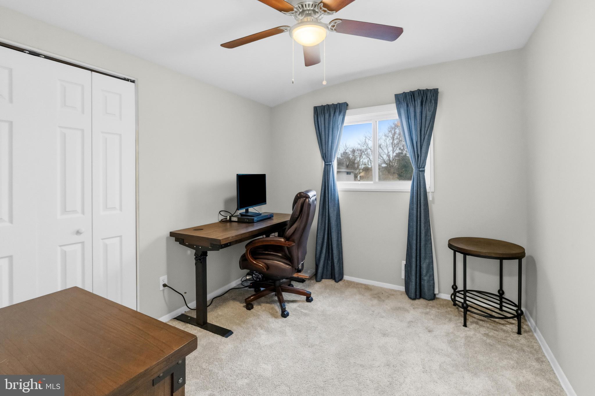 LIBERTY MANOR - Residential