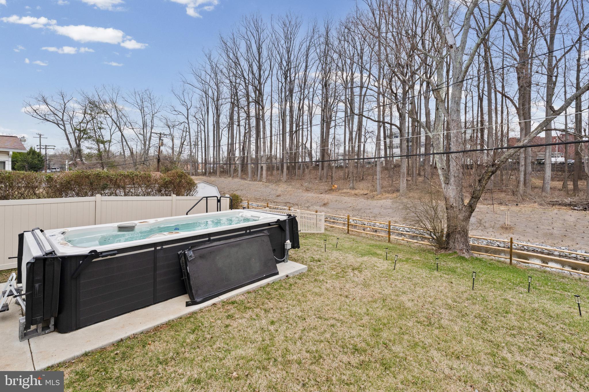 LIBERTY MANOR - Residential