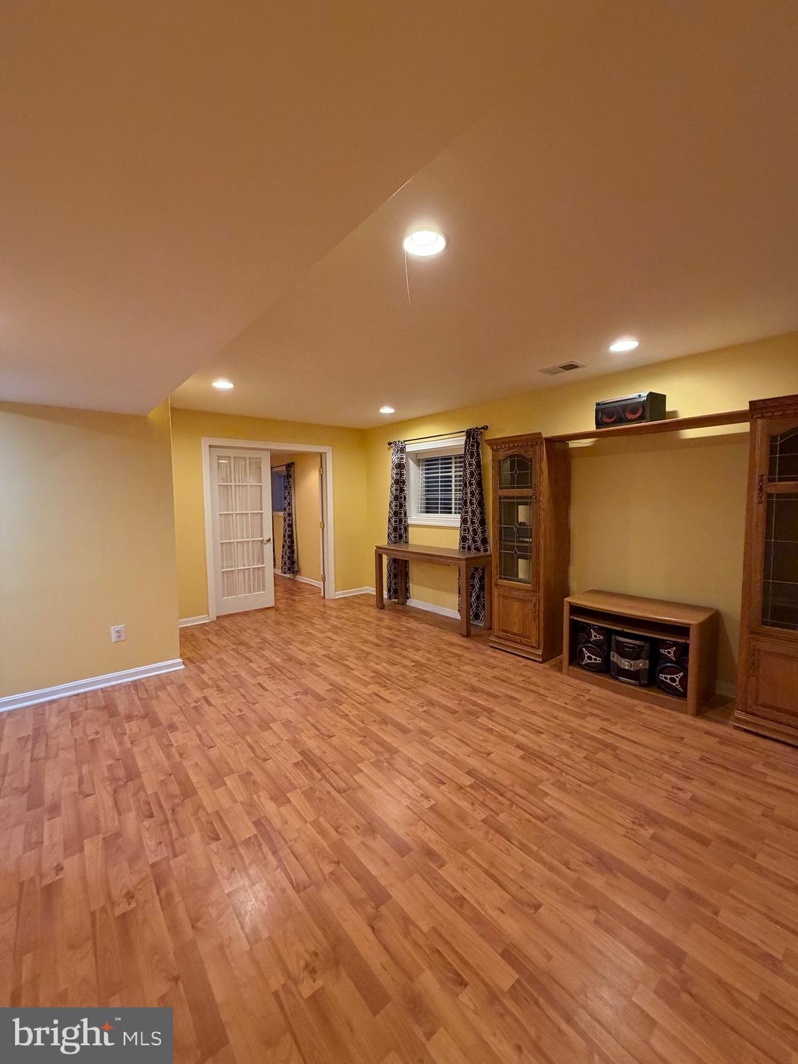 INDEPENDENCE - Residential Lease