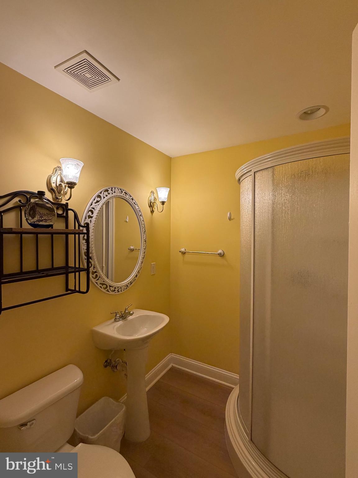 INDEPENDENCE - Residential Lease