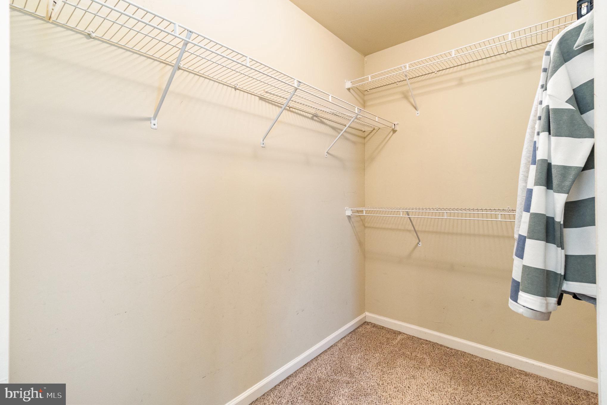 WOODBRIDGE COMMONS - Residential