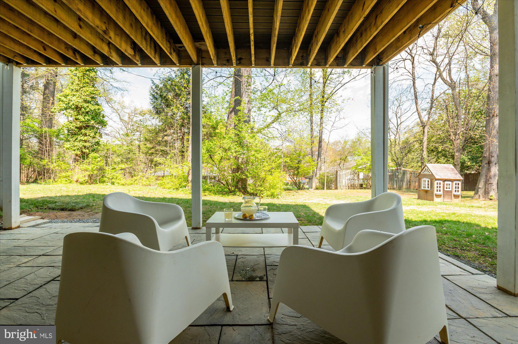 LUXMANOR - Residential